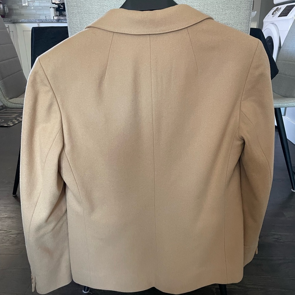 Pendleton Tan Blazer With Notched Lapels And Tail… - image 3